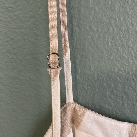 Striped Lightweight Dress - Picture 7 of 8